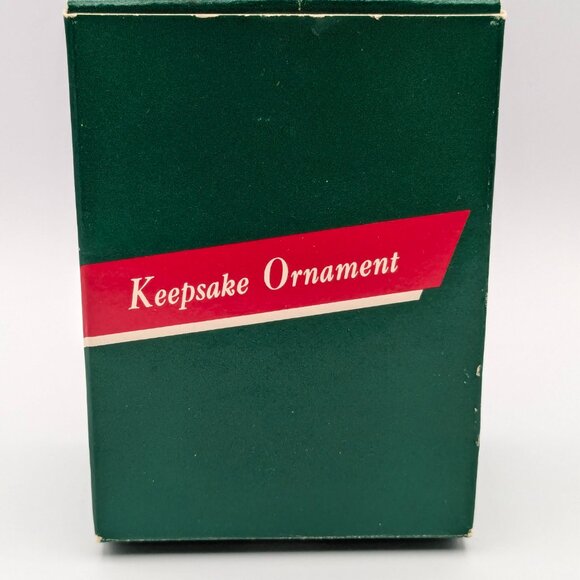 Hallmark Keepsake Old World Gnome 1989 Vintage Handcrafted Christmas Ornament - Picture 8 of 10